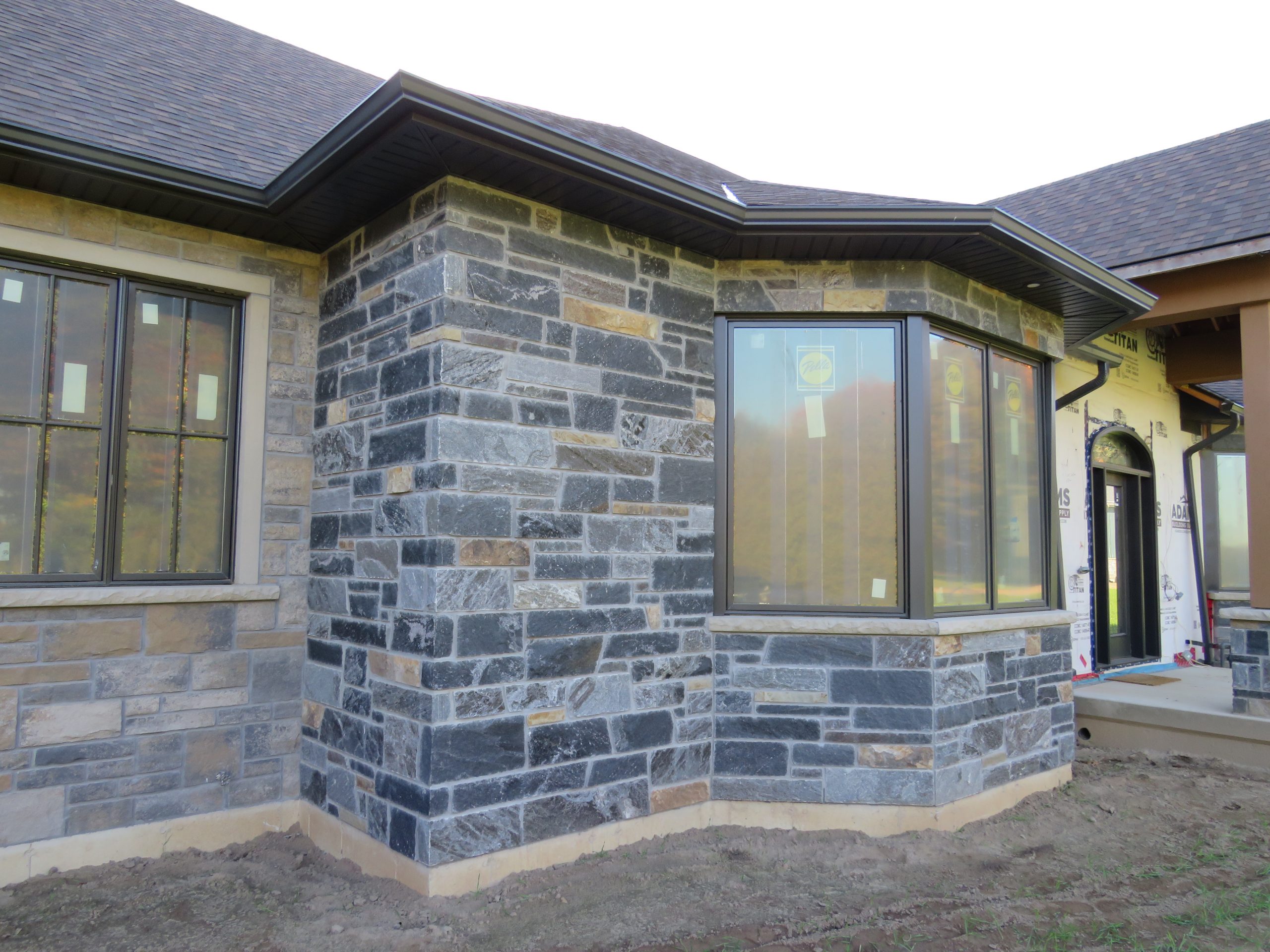 Highland Blend Sawn Height in Southern, ON - Colonial Brick & Stone Inc.