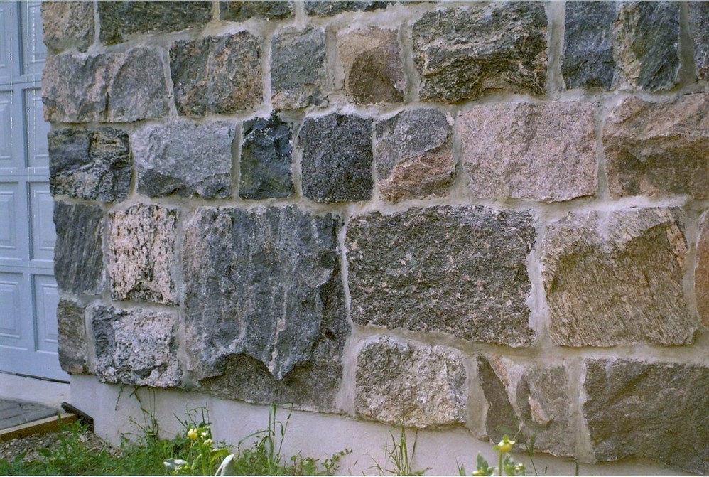 Split Fieldstone Colonial Brick & Stone Inc.